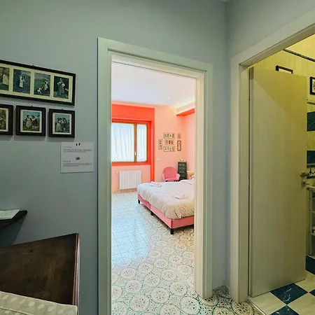 Yourhome - Maison Nicole & Marie בית הארחה