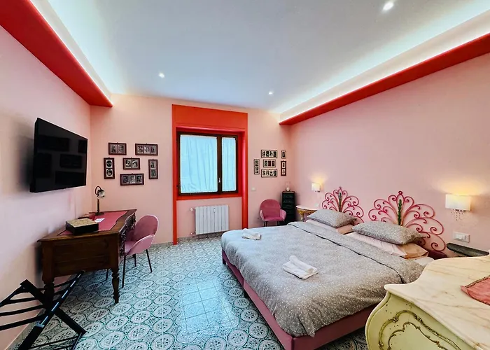 Yourhome - Maison Nicole & Marie 4* 소렌토