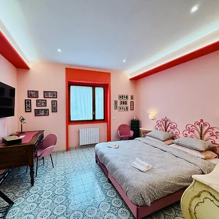 Yourhome - Maison Nicole & Marie 4* سورينتو