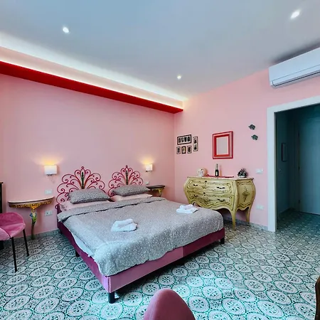Gasthuis Yourhome - Maison Nicole & Marie