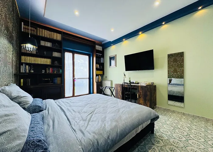 Πανσιόν Yourhome - Maison Nicole & Marie